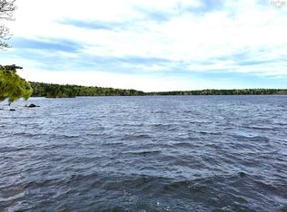 Hirtle Rd, Lunenburg, NS B0J 1E0