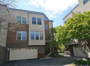 221 1st Ave NE APT 14, Minneapolis, MN 55413