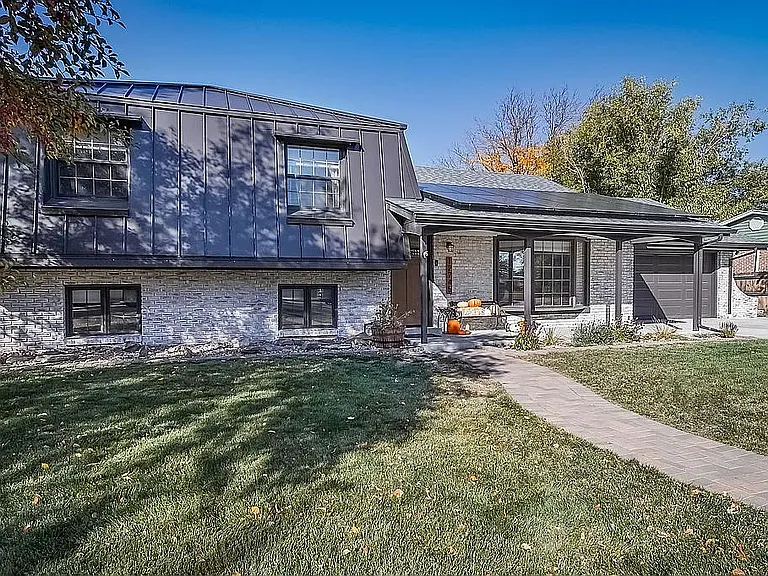 12745 W 61st Ave — Photo 16