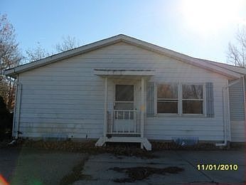 1st image of 122 S Cottage St