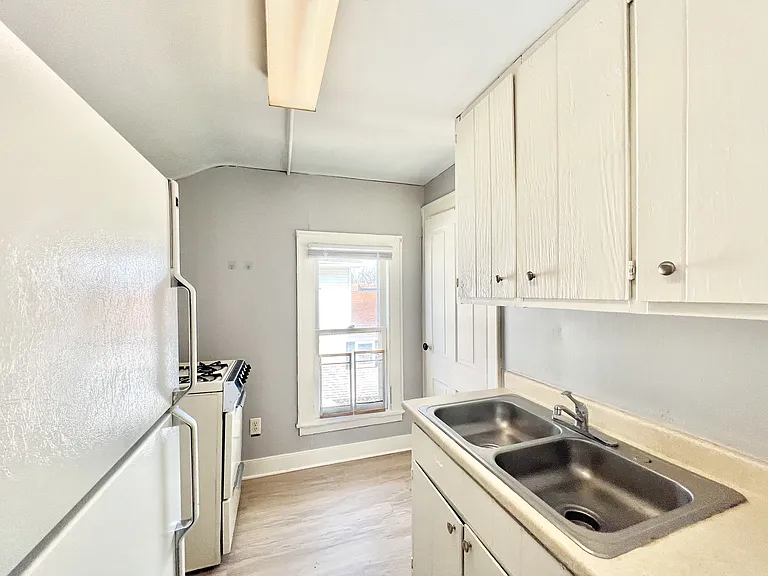 327 Center Ave #2 — Photo 3