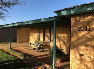 1011 Cedar St, Roscoe, TX 79545