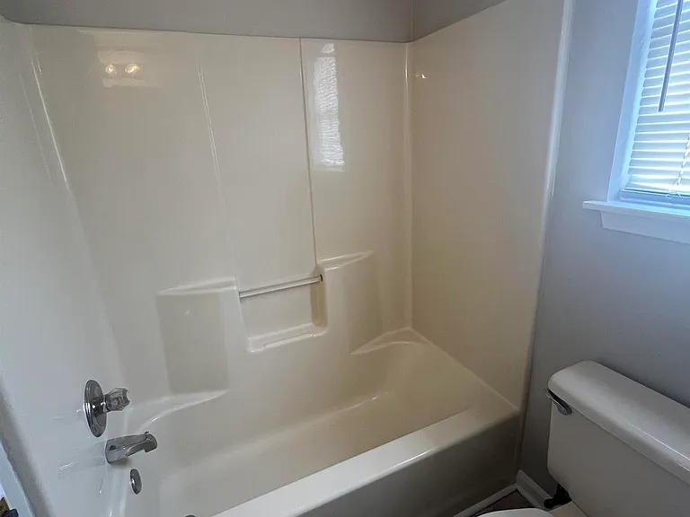 215 Haverhill Cir — Photo 19