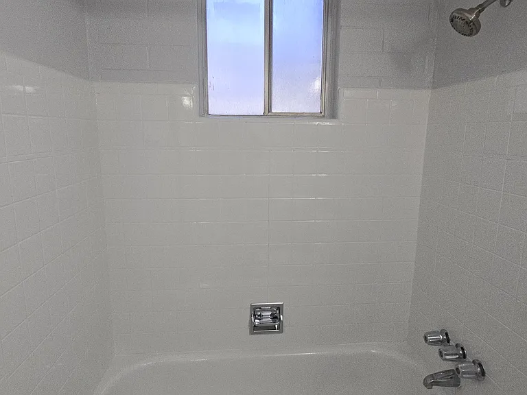 6817 N 17th Ave — Photo 14