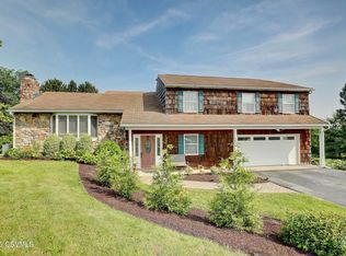 3014 Smoketown Rd, Lewisburg, PA 17837