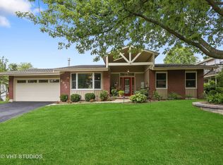 2918 Sheridan Dr, Woodridge, IL