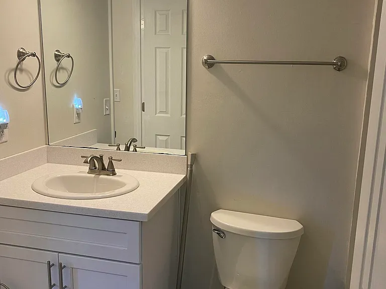 1515 Nantahala Blvd — Photo 5