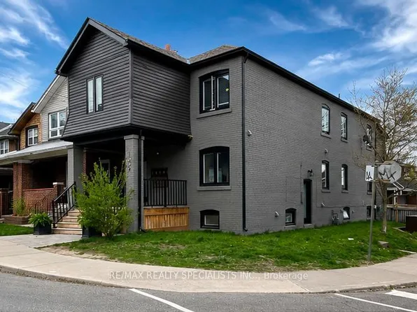 1659 Gerrard St E, Toronto, ON M4L 2A9
