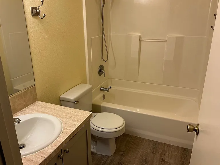 2535 SE 119th Ave #6 — Photo 14