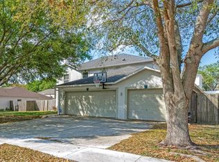 1825 Western Hills Ln, Mascotte, FL 34753
