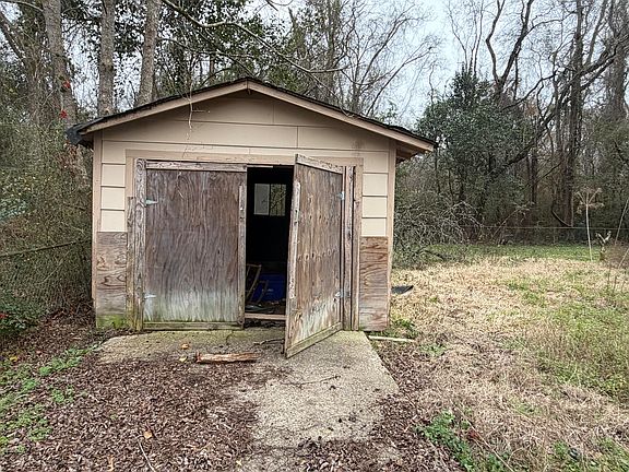 4th image of 804 Barkley Rd