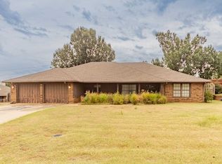 1011 S Edgemoor Dr, Stillwater, OK 74074