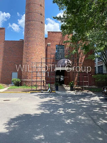 611 N Park Ave Photo 1