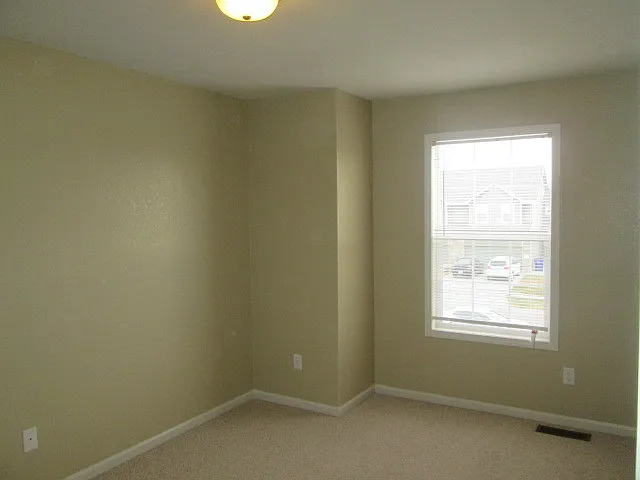 2210 Brooke Bnd — Photo 8