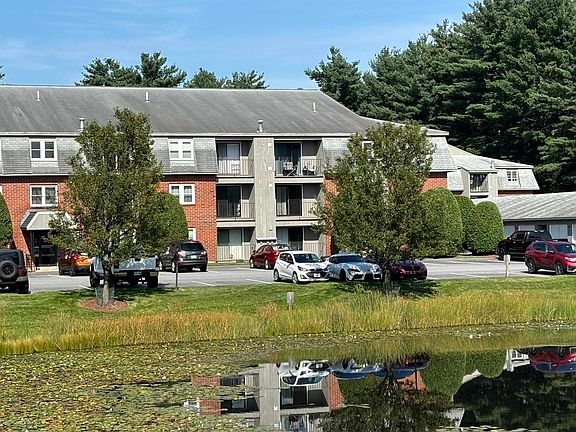 2nd image of 5 Blackstone Drive #29