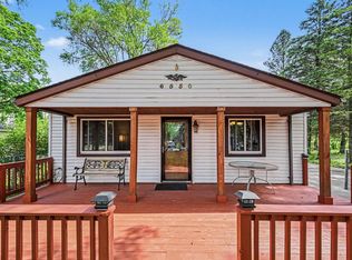 6550 Saline Dr, Waterford, MI 48329