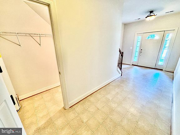 3rd image of 48 Hibiscus Ct