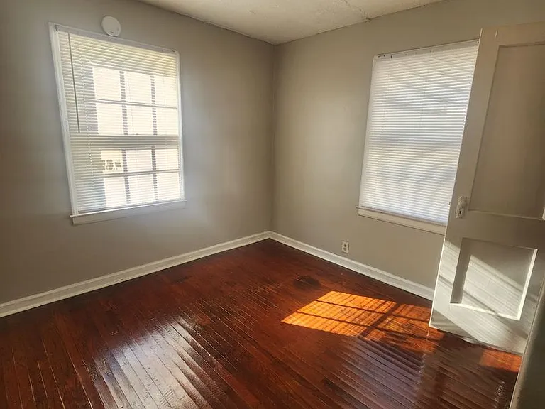3519 N Sherman Dr — Photo 14