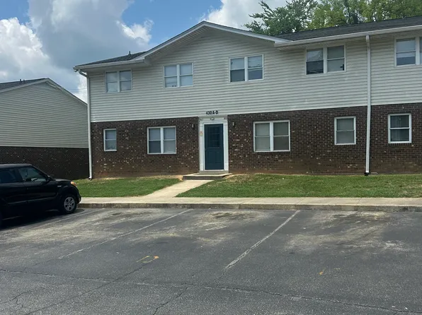 Oak Village Apartments