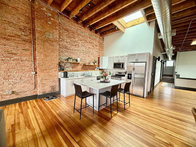 606 Court St #3A — Photo 7
