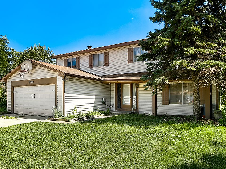 2nd image of 2 Cherrytree Ct