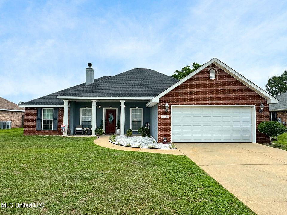 1st image of 316 Pinecrest Blvd