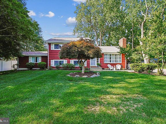 2nd image of 4866 Church Ln
