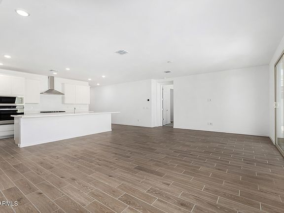 4th image of 17280 W Saguaro Vista Drive