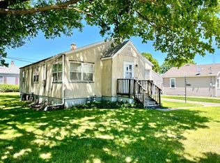 1929 10th St, Peru, IL 61354