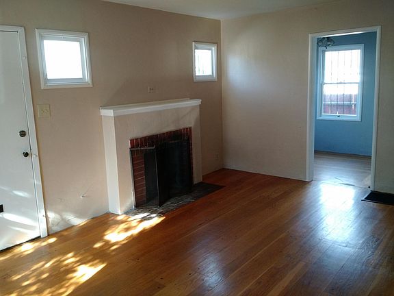 3rd image of 4178 Culver St