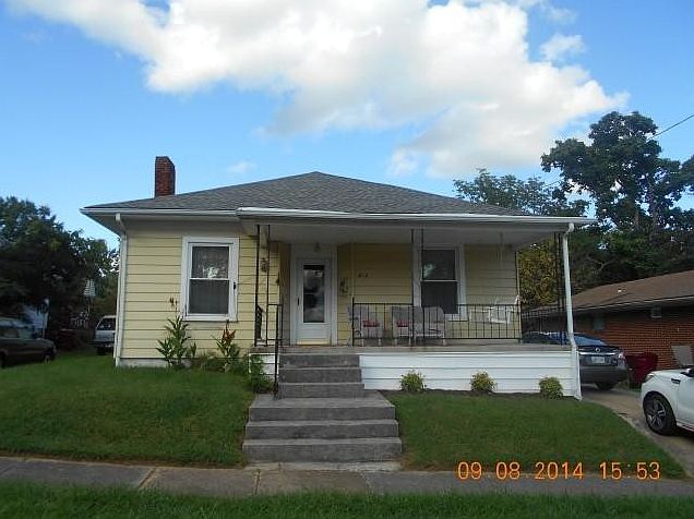1st image of 912 Hillcrest Dr