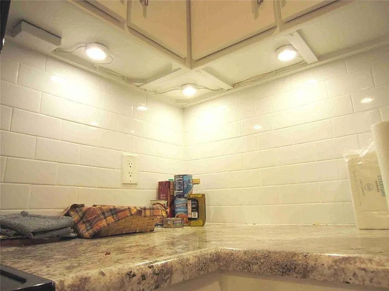 11 Cantey Pl NW — Photo 7