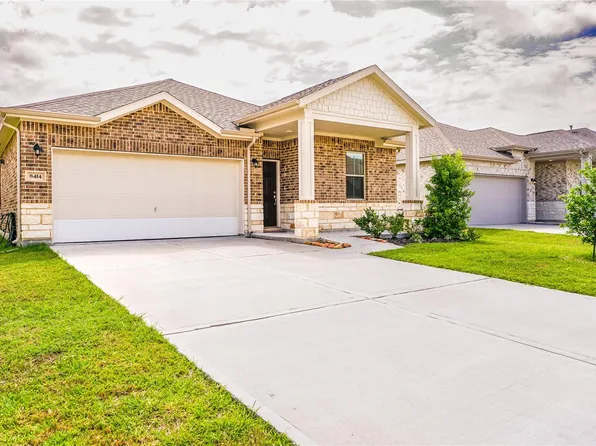 8414 Quiet Bay Dr, Baytown, TX 77523