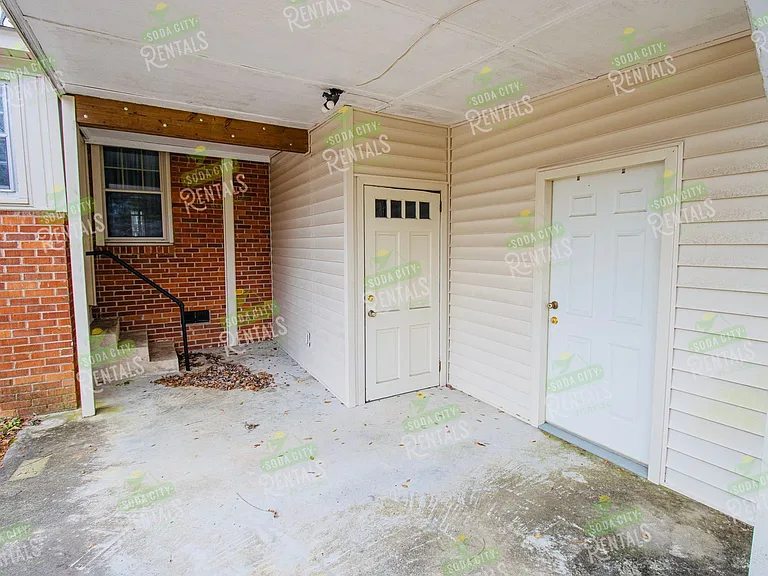 2829 Duncan St — Photo 27