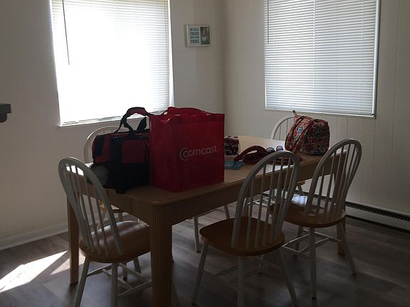 2nd image of 414 Lark Ln Unit 301D