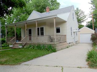 445 Krumrey St, Plymouth, WI 53073