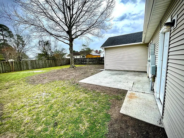 1002 Gordon Woods Rd — Photo 13