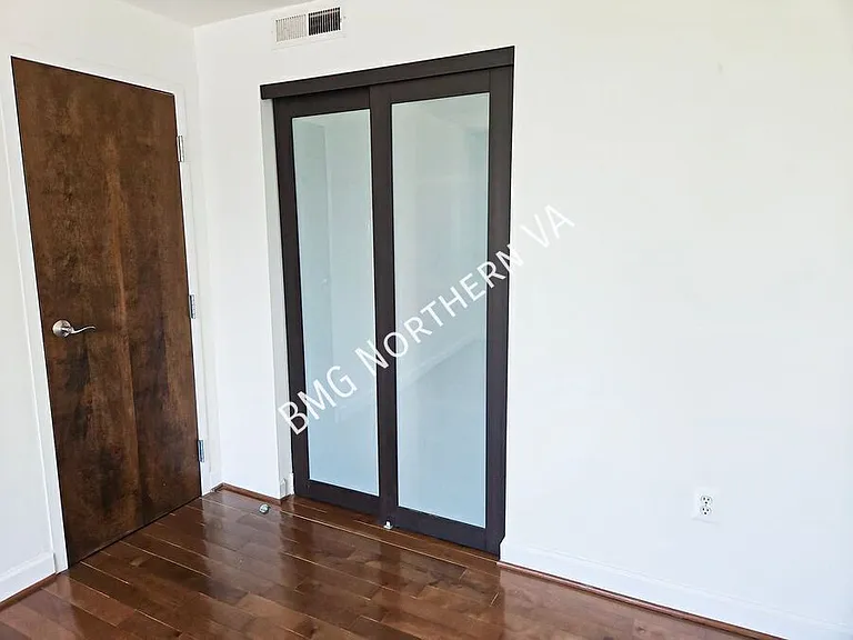 1127 N Stuart St #1 — Photo 15