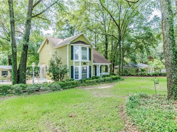 3030 Charmingdale Dr W, Mobile, AL 36618