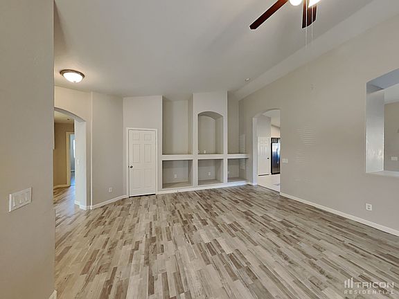 3rd image of 2028 S 86th Ln