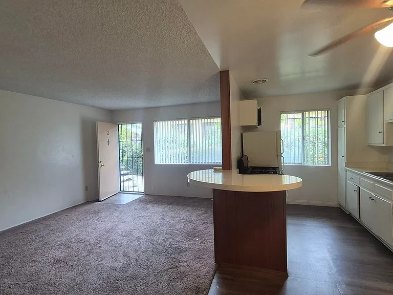 3820 8th Ave. — Photo 15