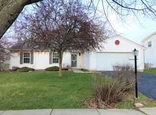 4026 Hale Ln, Island Lake, IL 60042