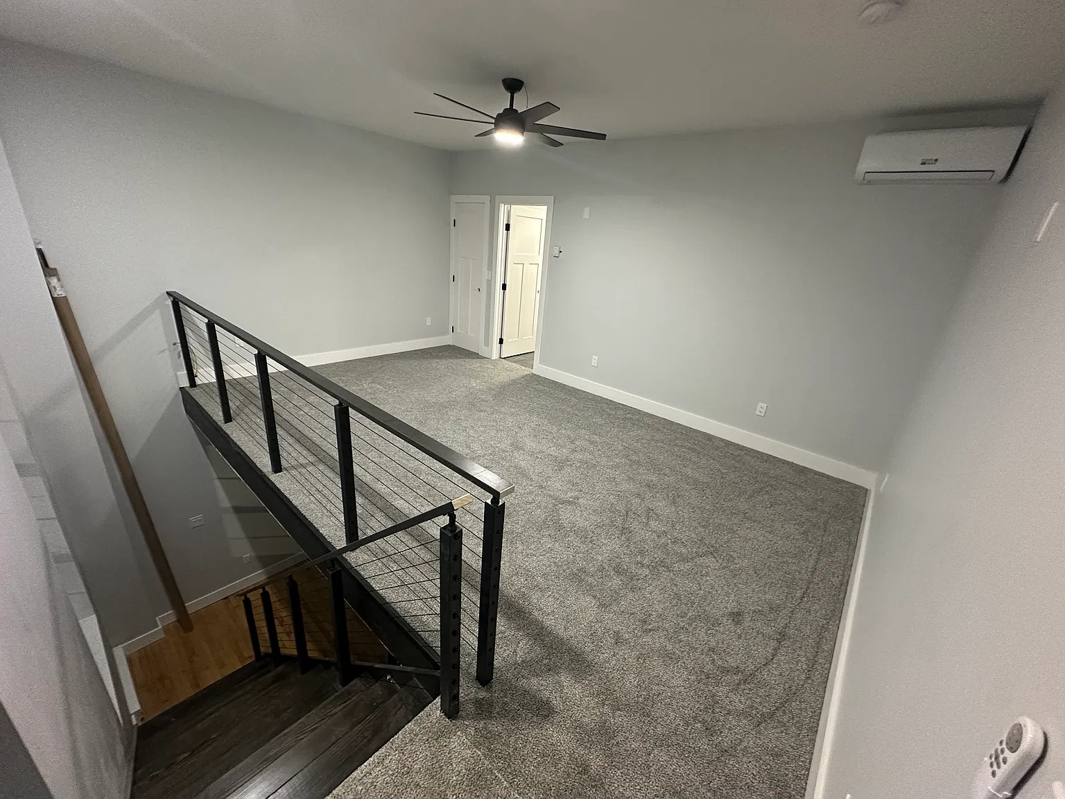 1 bed, 1.5 bath, 750 sqft, $1,300 — Photo 3