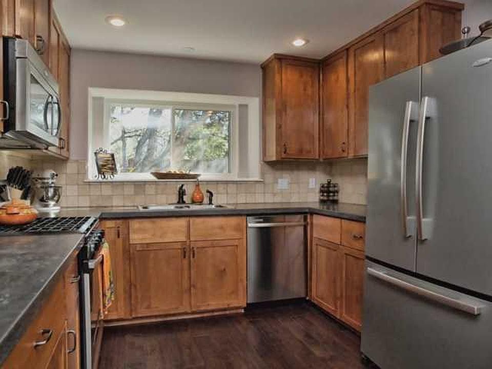 1st image of 16409 Lone Wolf Dr