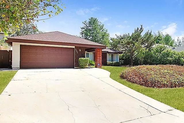 1st image of 30246 Villa Alturas Dr