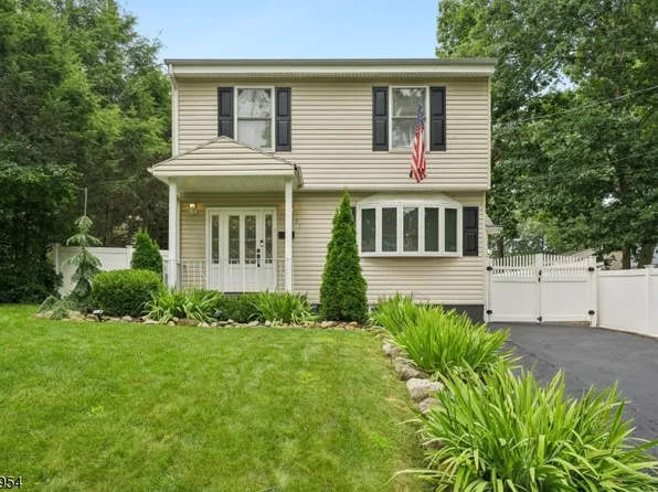 91 Redwood Ave, Wayne Twp., NJ 07470
