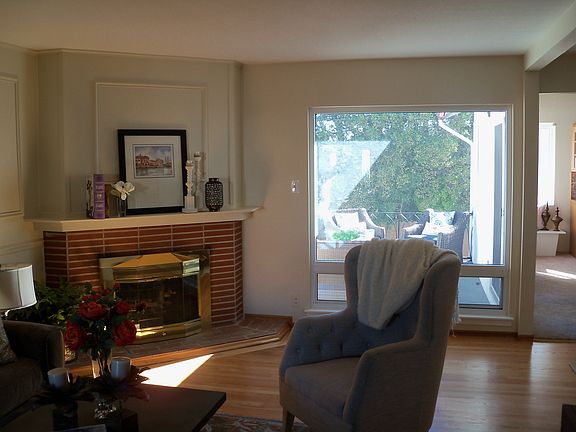 4th image of 1731 Parkview Dr