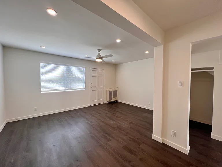 2223 Dunlop St — Photo 6
