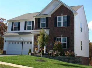 135 Broadstone Dr, Mars, PA 16046
