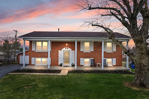 1706 Cameron Ct Photo 1